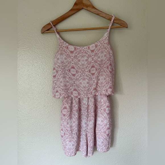 SANTIKI Romper - Picture 1 of 4